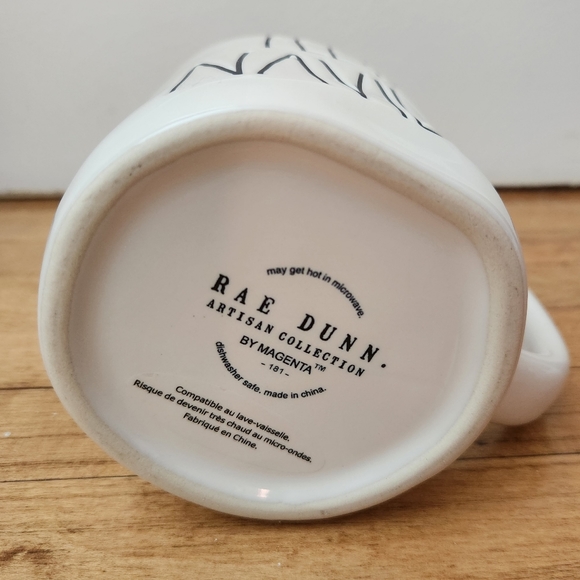 Rae Dunn Feliz Navidad Mug - Picture 2 of 2